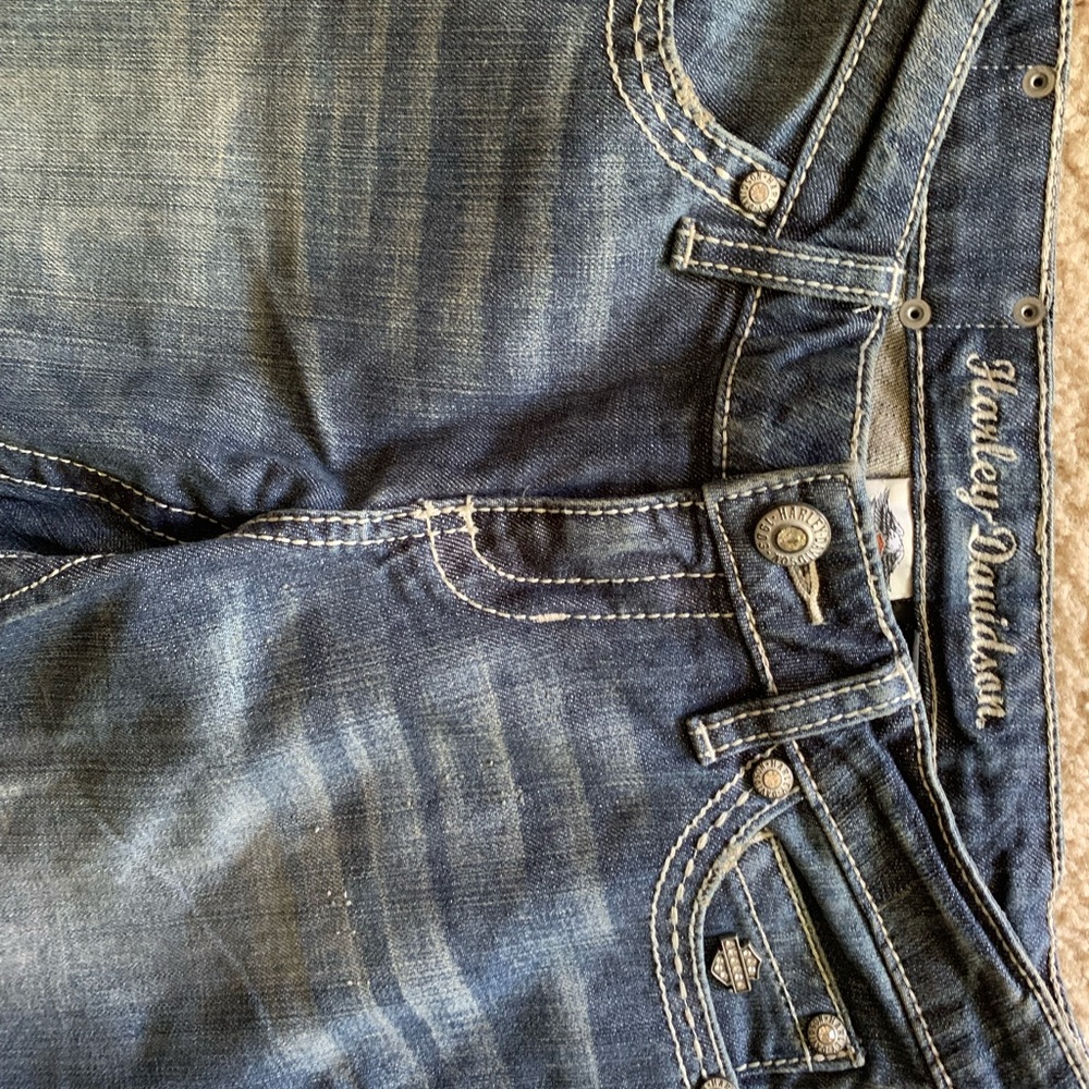 Jeans - Picture 3 of 9